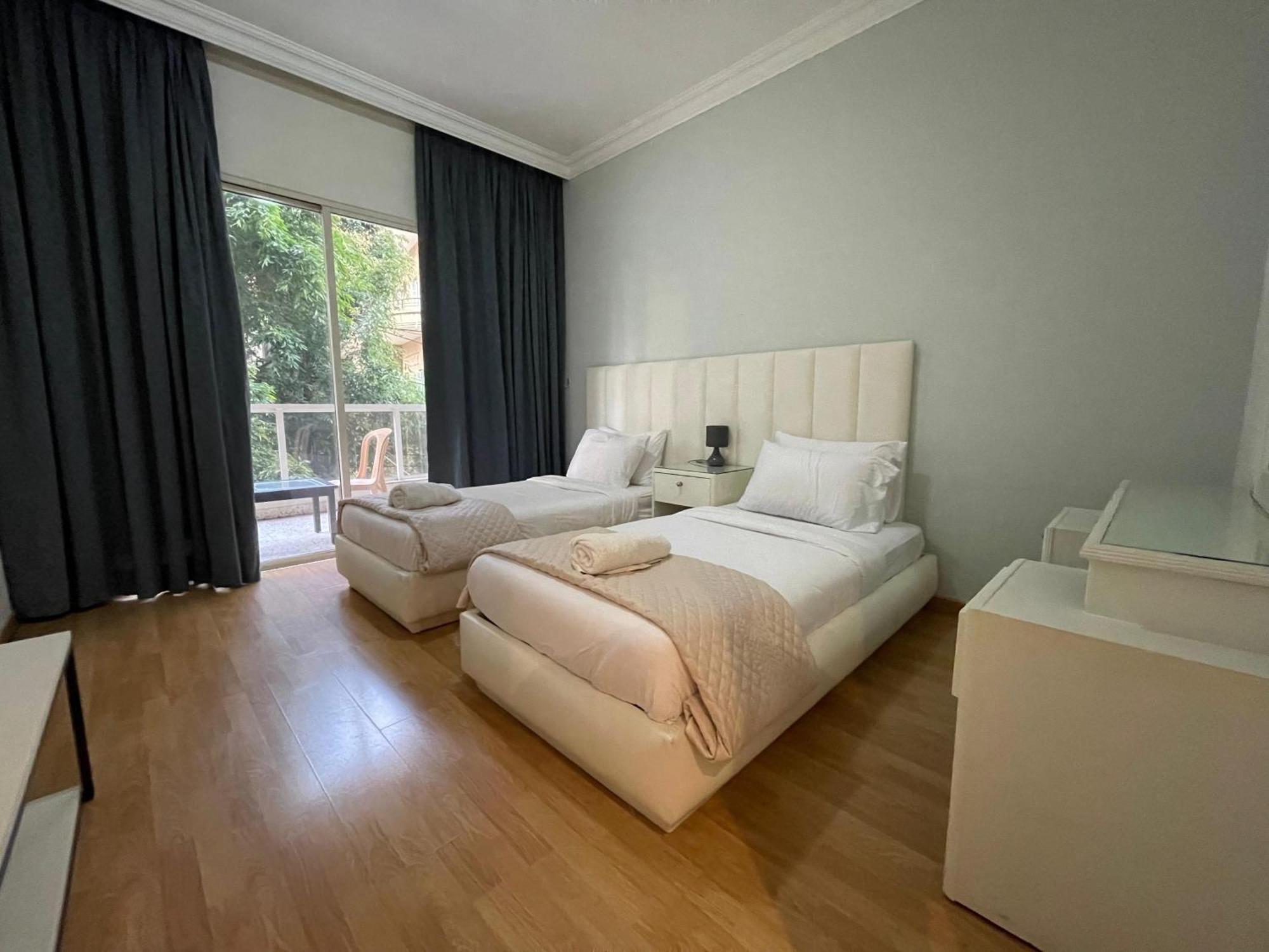 Elegant Suites Бейрут Стая снимка