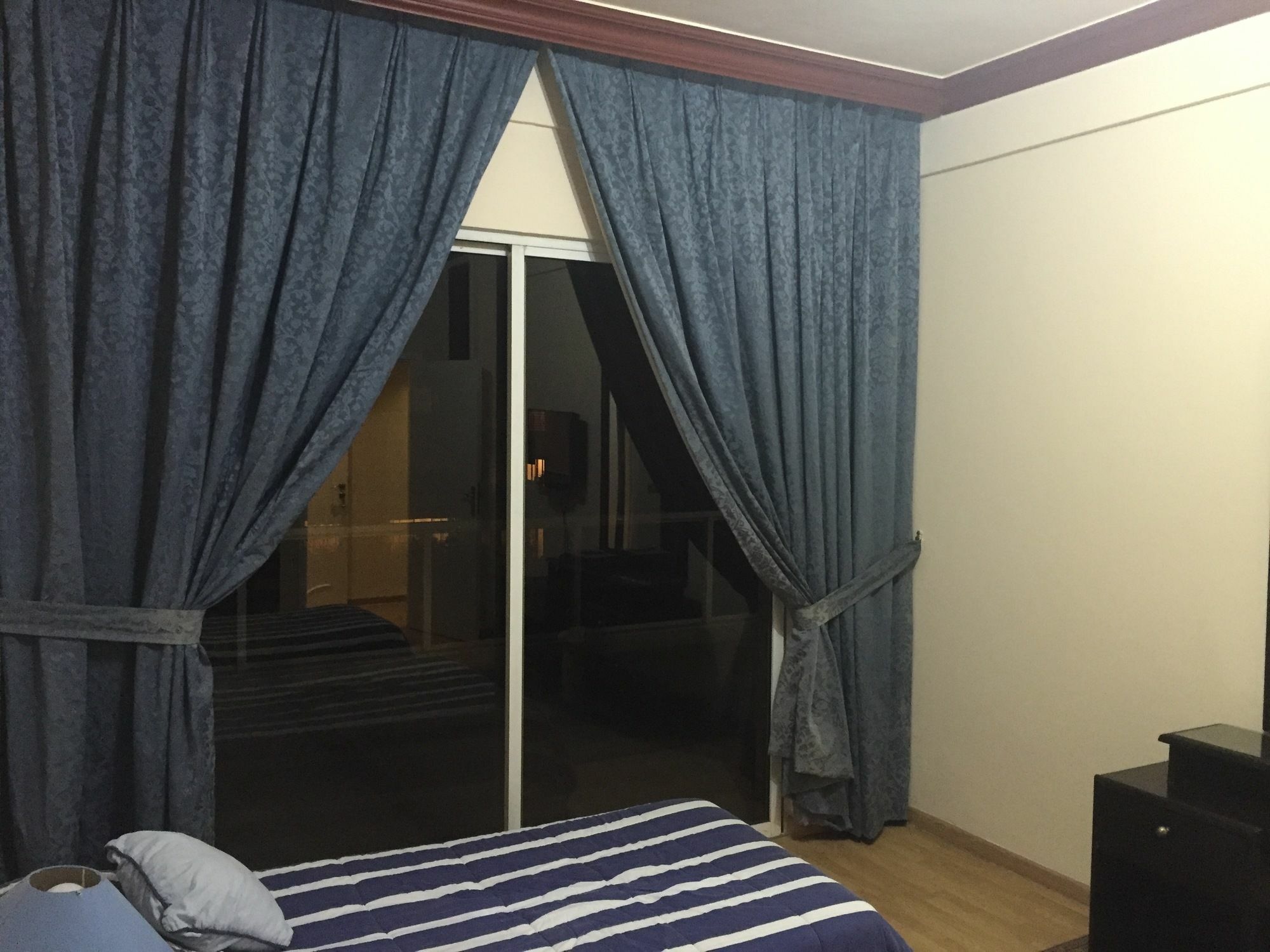Elegant Suites Бейрут Екстериор снимка